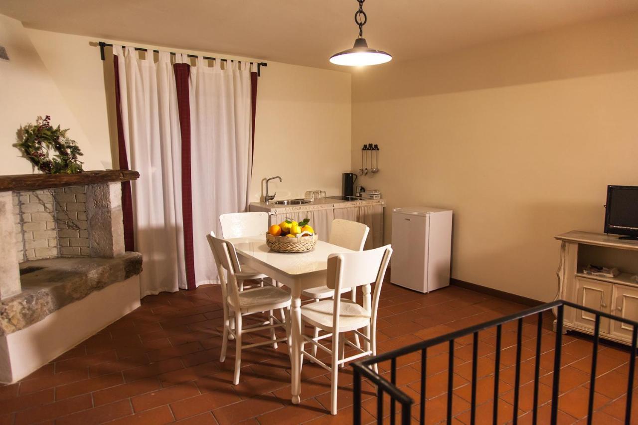 Agriturismo La Commenda-Adults Only Каша Номер фото